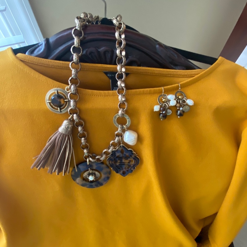 Chico’s necklace/earrings set